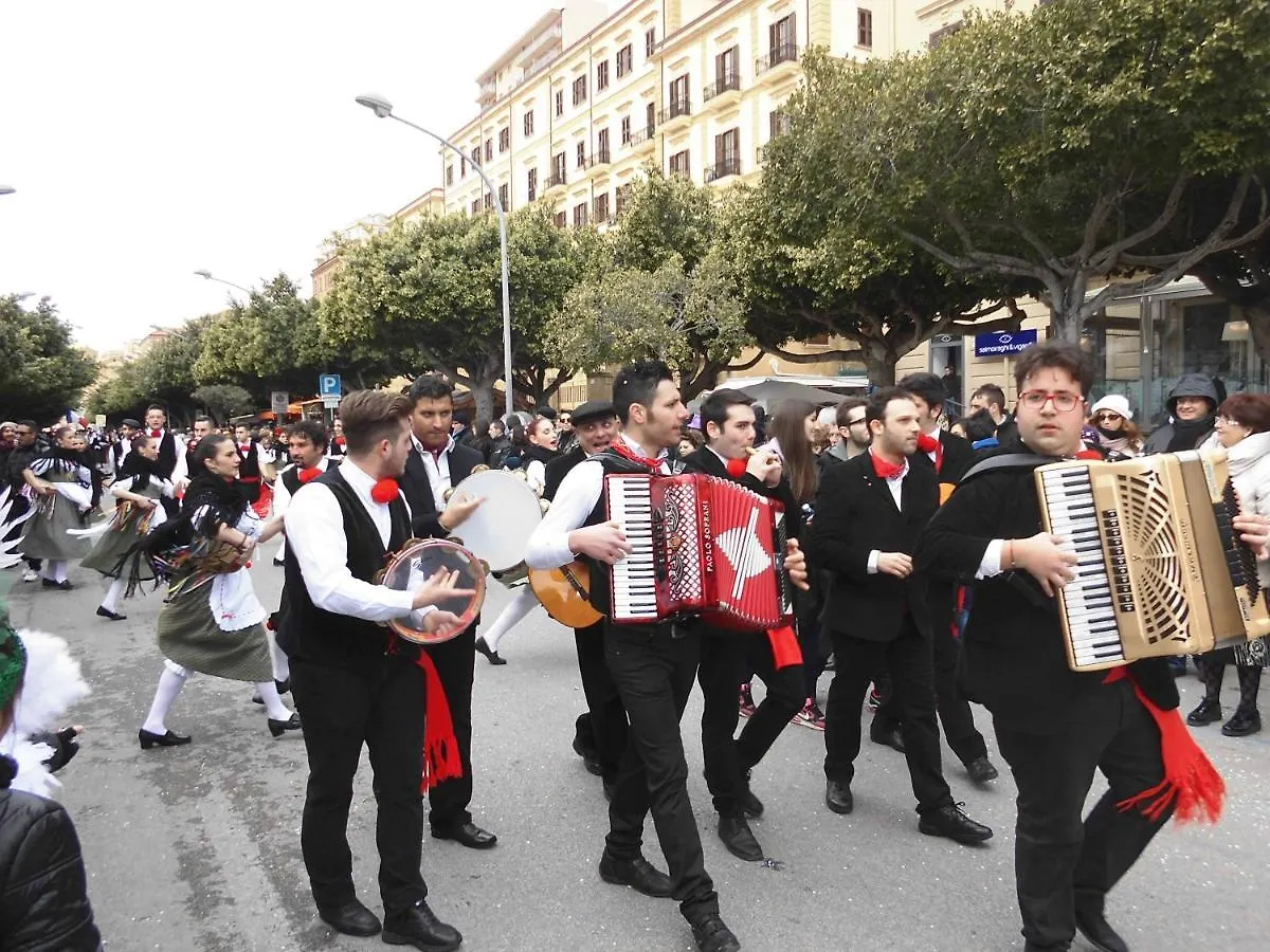 ** Oda ve Kahvaltı B&B Le 4 Stagioni Sul Viale, Belvedere Di Agrigento İtalya