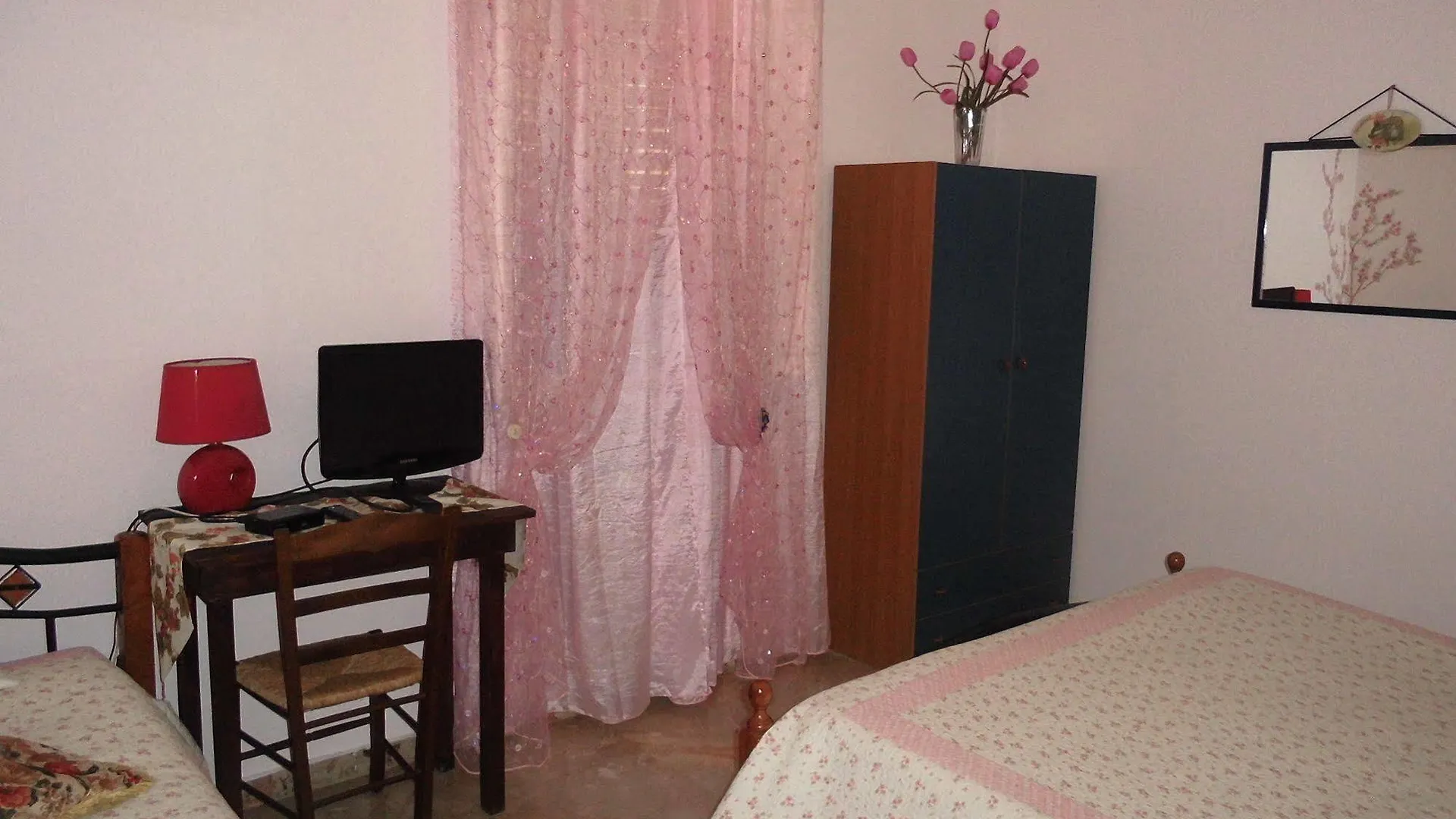 Oda ve Kahvaltı B&B Le 4 Stagioni Sul Viale, Belvedere Di Agrigento